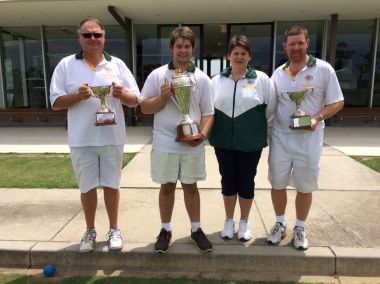 VCA AC Open Winners 2015/16
From left:
Simon Hockey (SA) Doubles winner, Singles runner-up
Robert Fletcher (Lismore) Singles winner, Doubles runner-up
Claire Bassett (NSW) Doubles runner-up
Trevor Bassett (NSW) Doubles winner
Keywords: AC;VCA;singles;doubles