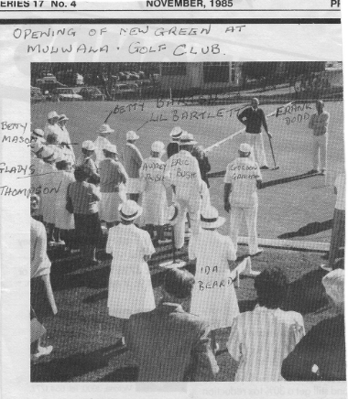 Yarrawonga Croquet Club at their new green, Mulwala, 1985
