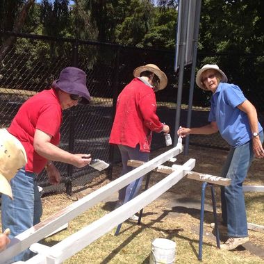 Brunswick working bee
Painting the baulks
