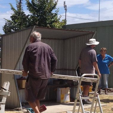 Brunswick working bee
Repairing the baulks. Club members cleaned back and repainted all 70 of them. Took us quite a while.
