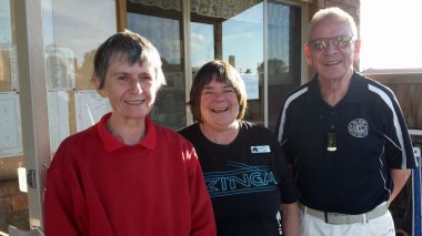 Mortimer Doubles - Association - Tournament - 2017-18
Section 1 - Winner Ann Molloy (Queenscliff) and runner-up Roger Colvin (Belmont) with presenter - centre- Anne Brackley - daughter of Lex Mortimer and Direction of the Drysdale Bowling and Croquet CLub inc.
