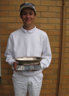 Anthony Dask with the Division 4 E. Terry Trophy
Elsternwick CC
