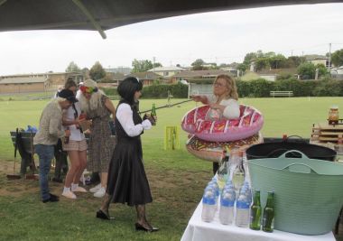 10  21/11/20 Proactive Health and Movement Christmas Party
Refreshment time!
