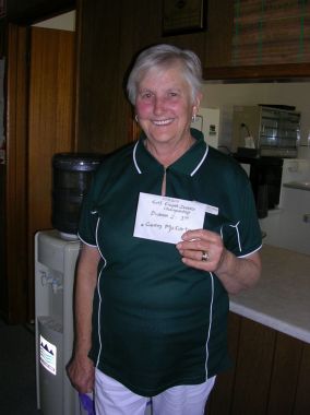 2019 Doubles Div.2 Winner Gwen McCartney Pat Murfett(abs)
