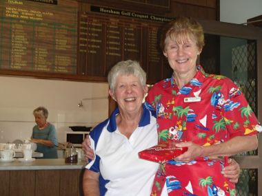 WCA Xmas Social Day
Div.2 Robyn Devlin R/Up Robyn Goodwin 
