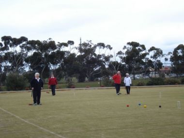 Cairnlea Centenary Visit
June 2014
